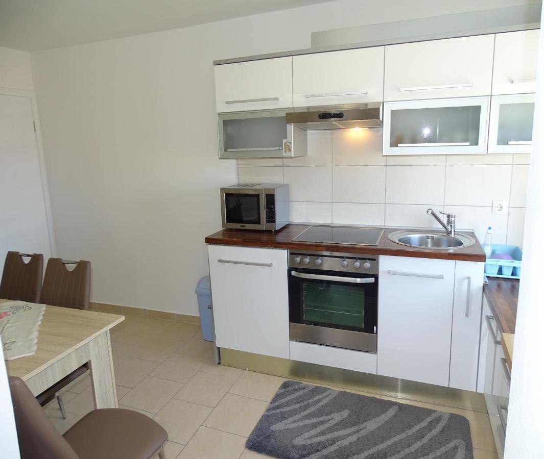 Apartmani David Vir Exteriör bild