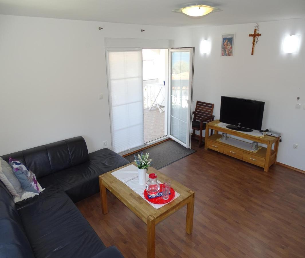 Apartmani David Vir Exteriör bild