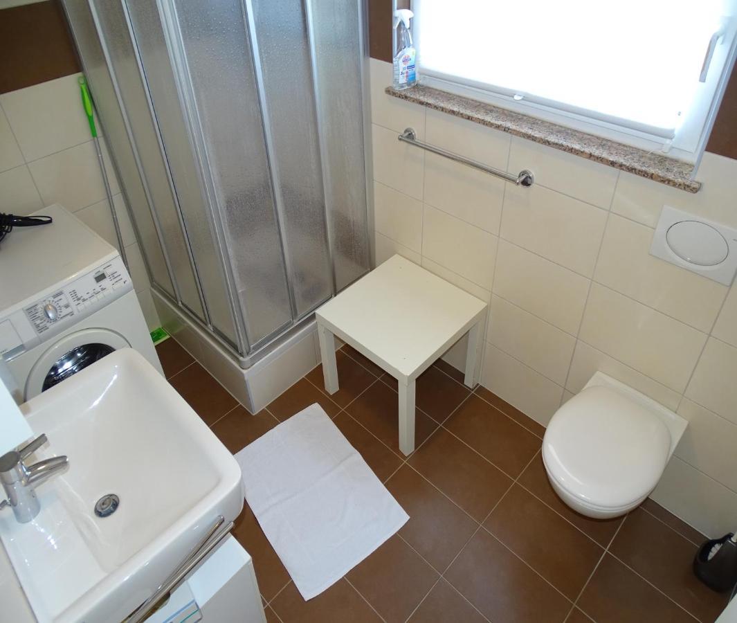 Apartmani David Vir Exteriör bild